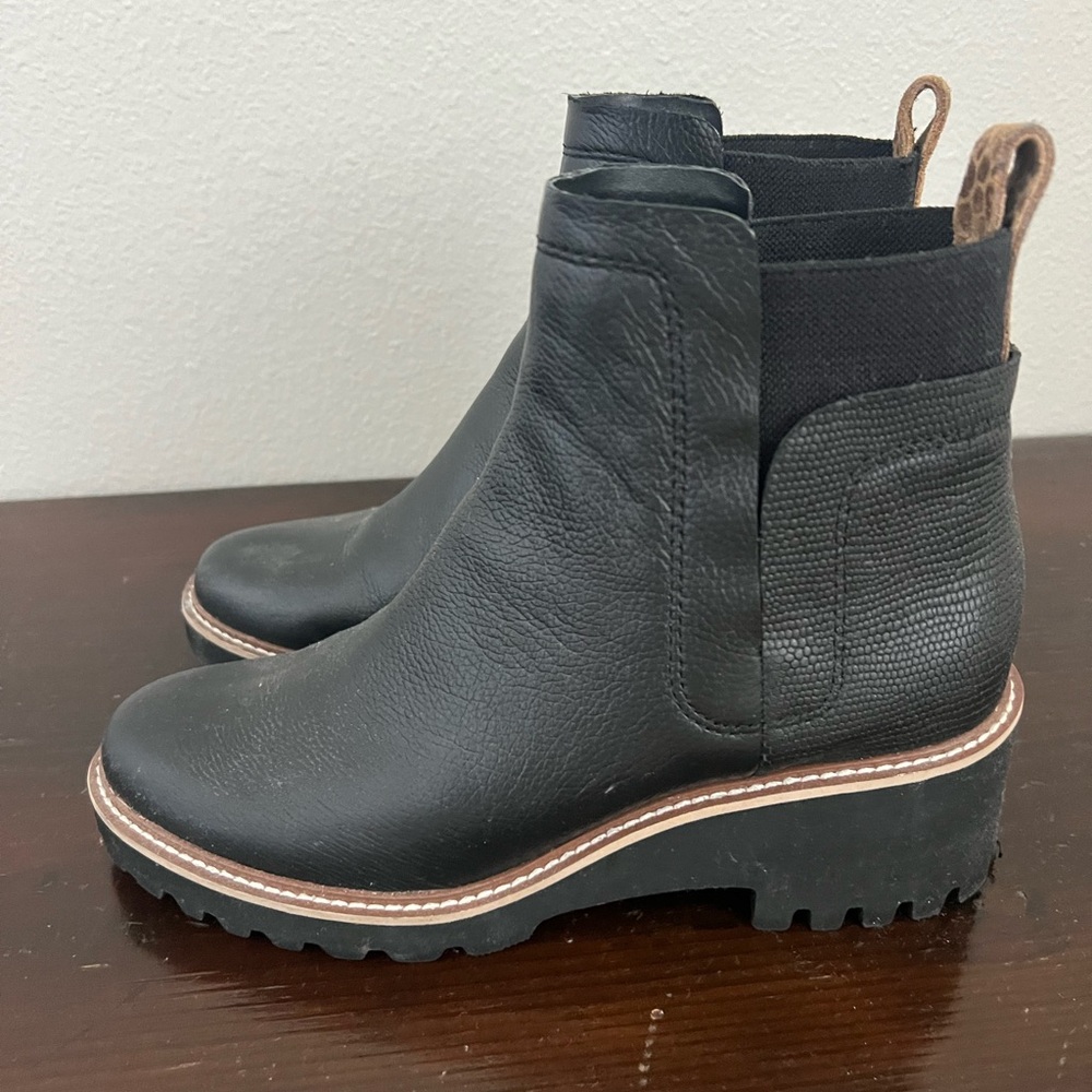 Dolce Vita Black Ankle Boots